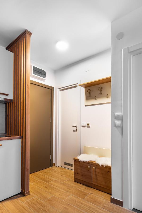 Greenwood Apartments In Kraljevi Cardaci Κοπαόνικ Εξωτερικό φωτογραφία